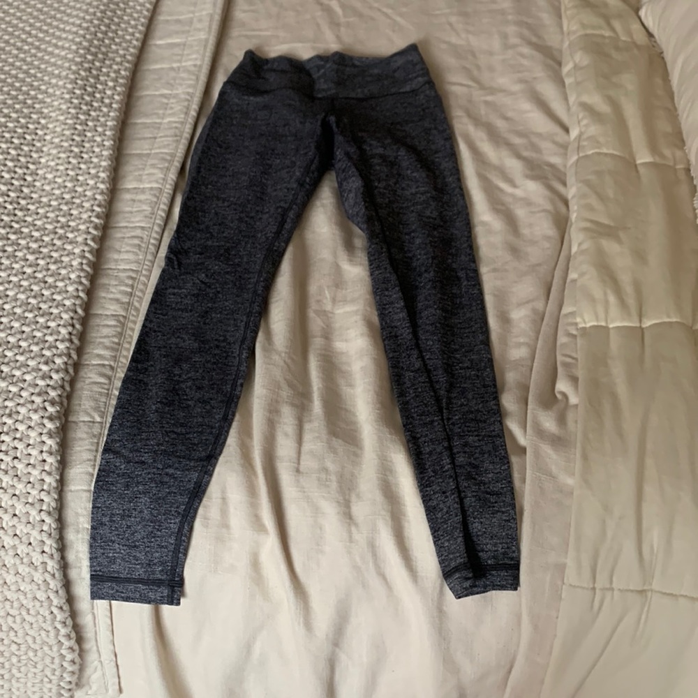 Lululemon size 6 Leggings